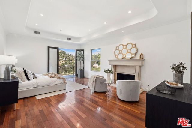 8031 Floral Avenue, Los Angeles, CA 90046