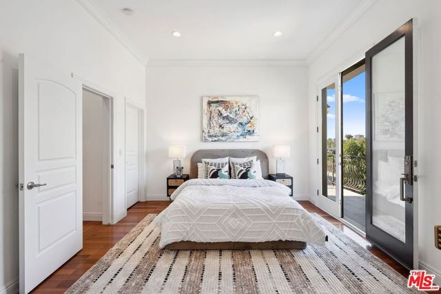 8031 Floral Avenue, Los Angeles, CA 90046