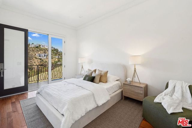 8031 Floral Avenue, Los Angeles, CA 90046