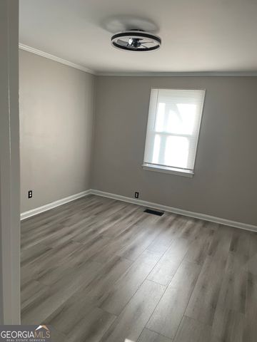 1112 N Beddingfield Drive, Macon, GA 31206