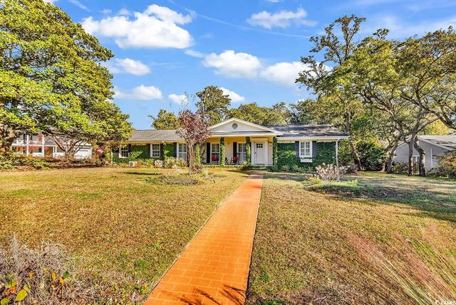 5518 Woodside Ave., Myrtle Beach, SC 29577