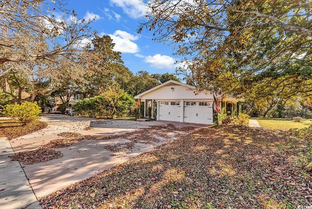 5518 Woodside Ave., Myrtle Beach, SC 29577