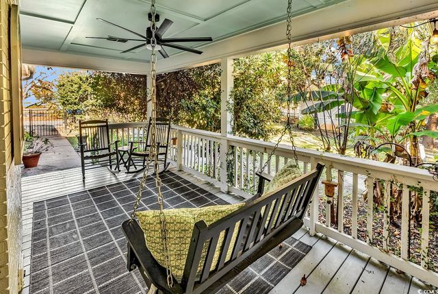 5518 Woodside Ave., Myrtle Beach, SC 29577