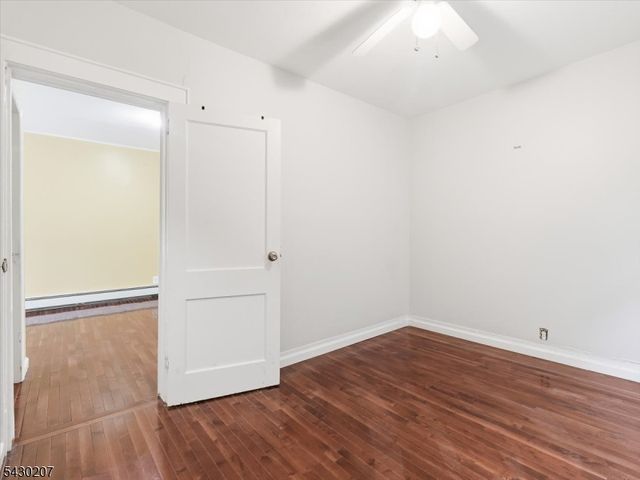 615 Spruce St, Roselle Boro, NJ 07203