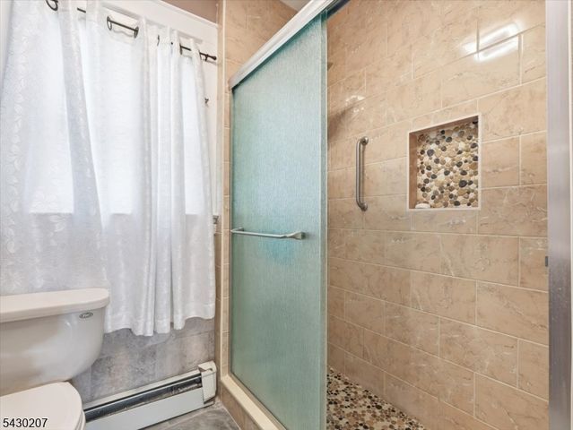 615 Spruce St, Roselle Boro, NJ 07203