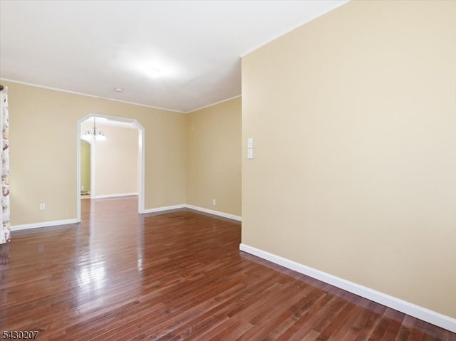 615 Spruce St, Roselle Boro, NJ 07203