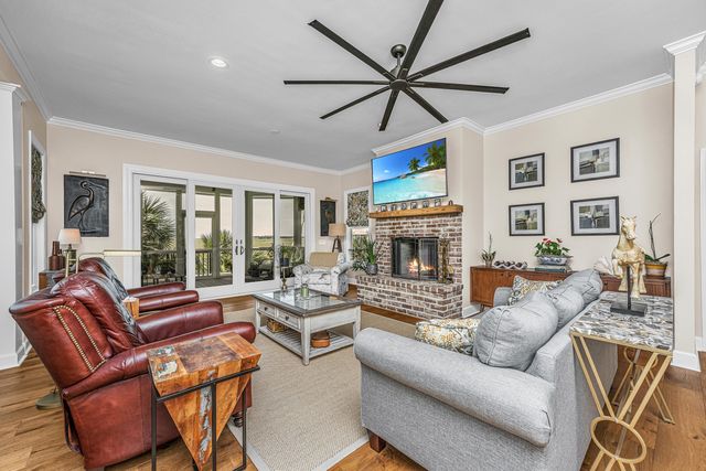 1 Inlet Point Road, Edisto Island, SC 29438