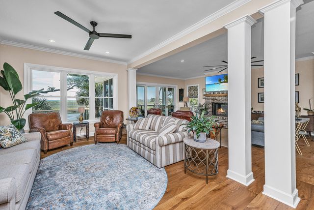 1 Inlet Point Road, Edisto Island, SC 29438