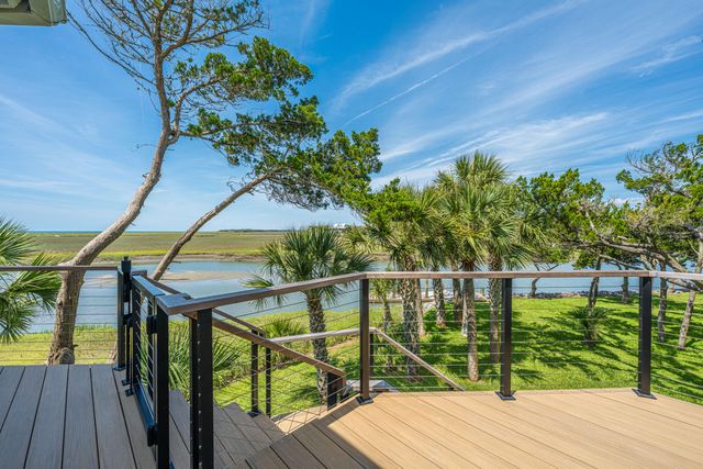 1 Inlet Point Road, Edisto Island, SC 29438