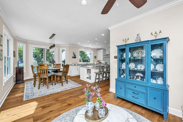 1 Inlet Point Road, Edisto Island, SC 29438