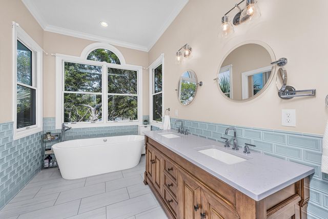 1 Inlet Point Road, Edisto Island, SC 29438