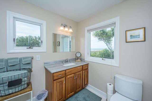 1 Inlet Point Road, Edisto Island, SC 29438