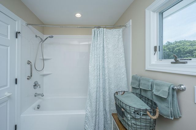 1 Inlet Point Road, Edisto Island, SC 29438