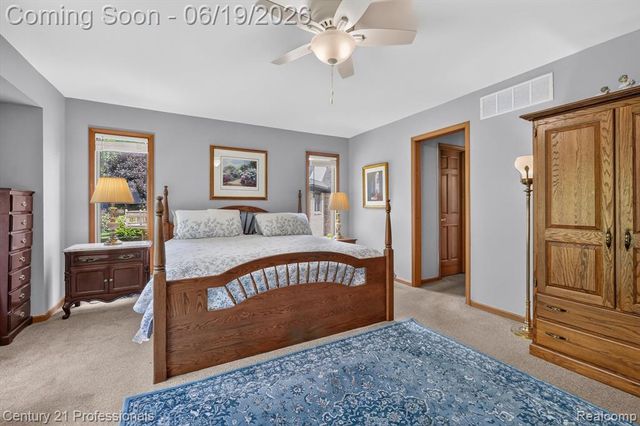 17517 Ellen Drive, Livonia, MI 48152
