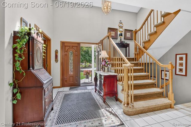 17517 Ellen Drive, Livonia, MI 48152