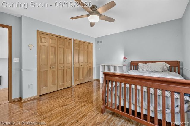 17517 Ellen Drive, Livonia, MI 48152