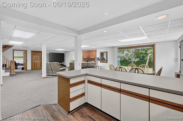17517 Ellen Drive, Livonia, MI 48152