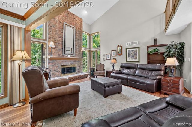 17517 Ellen Drive, Livonia, MI 48152