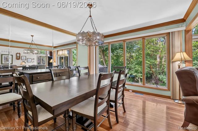 17517 Ellen Drive, Livonia, MI 48152