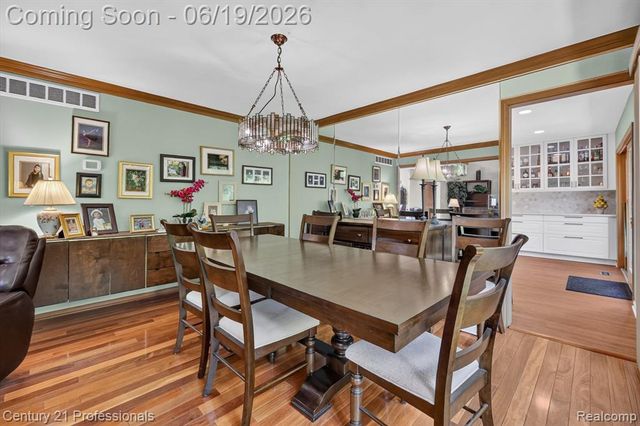 17517 Ellen Drive, Livonia, MI 48152