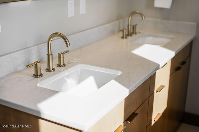 50 Olaf CT, Sandpoint, ID 83864