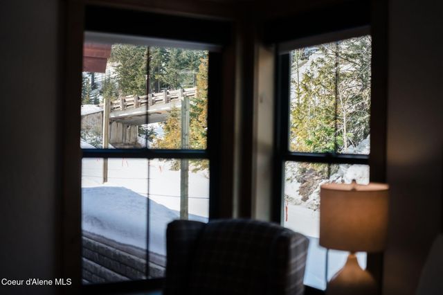 50 Olaf CT, Sandpoint, ID 83864