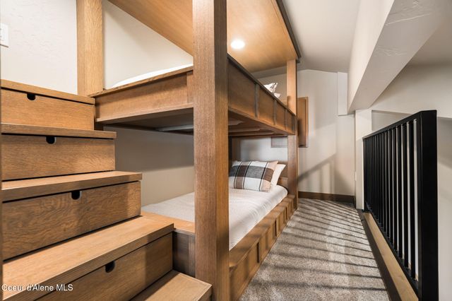 50 Olaf CT, Sandpoint, ID 83864