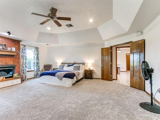3150 Rolling Hills Drive, Blanchard, OK 73010