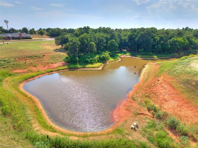 3150 Rolling Hills Drive, Blanchard, OK 73010