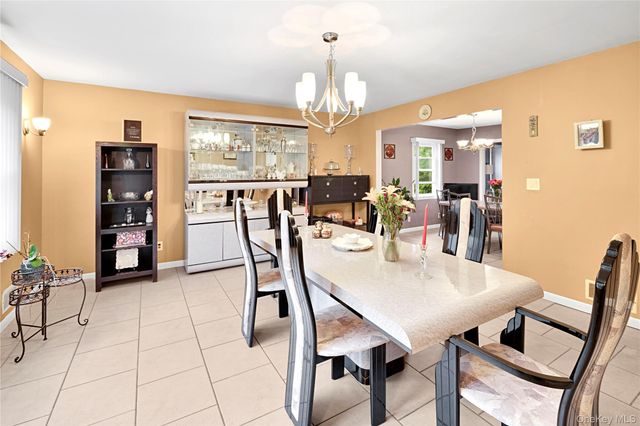 94 Franklin Avenue, Valhalla, NY 10595