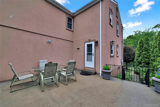 94 Franklin Avenue, Valhalla, NY 10595