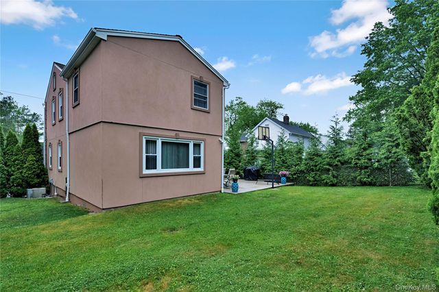 94 Franklin Avenue, Valhalla, NY 10595