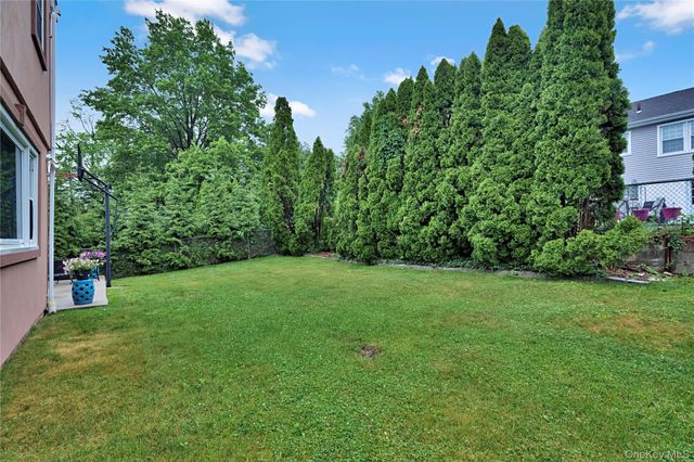 94 Franklin Avenue, Valhalla, NY 10595