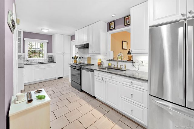 94 Franklin Avenue, Valhalla, NY 10595