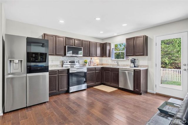 87 Cimarron Summit Way, Wentzville, MO 63385