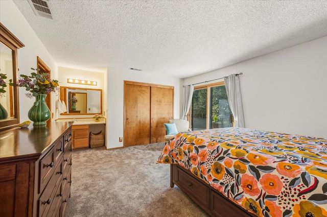 12486 Valley View Rd, Nevada City, CA 95959