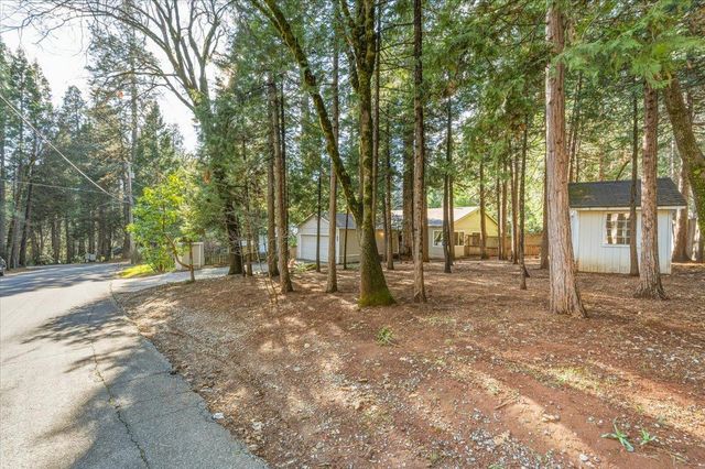 12486 Valley View Rd, Nevada City, CA 95959