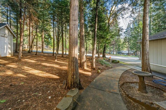 12486 Valley View Rd, Nevada City, CA 95959