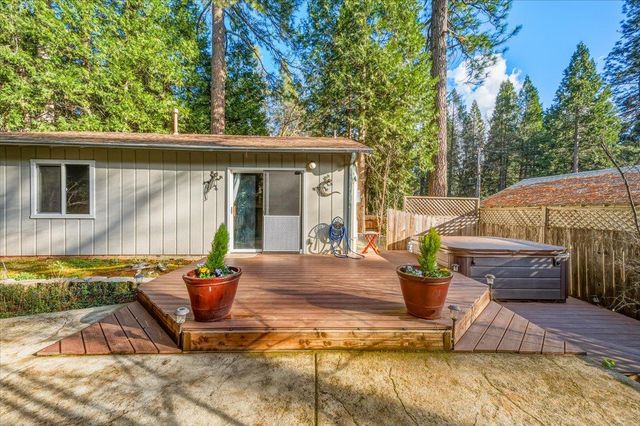 12486 Valley View Rd, Nevada City, CA 95959