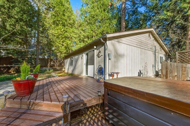 12486 Valley View Rd, Nevada City, CA 95959