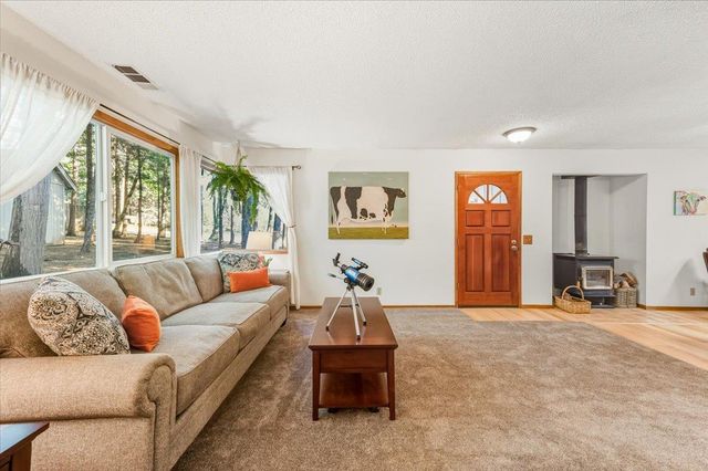 12486 Valley View Rd, Nevada City, CA 95959