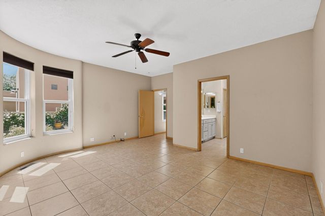 6412 Chaco Ridge Place NE, Albuquerque, NM 87111