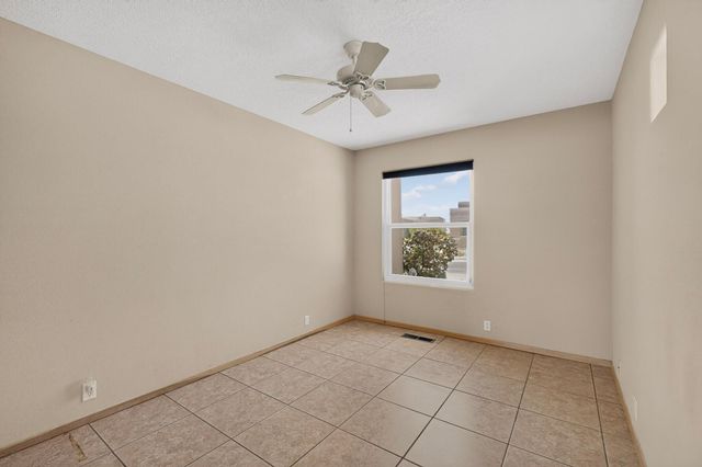 6412 Chaco Ridge Place NE, Albuquerque, NM 87111