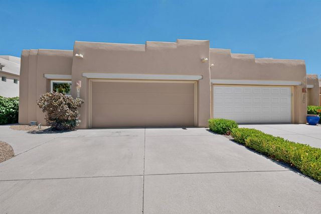6412 Chaco Ridge Place NE, Albuquerque, NM 87111