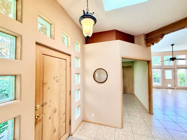 6412 Chaco Ridge Place NE, Albuquerque, NM 87111