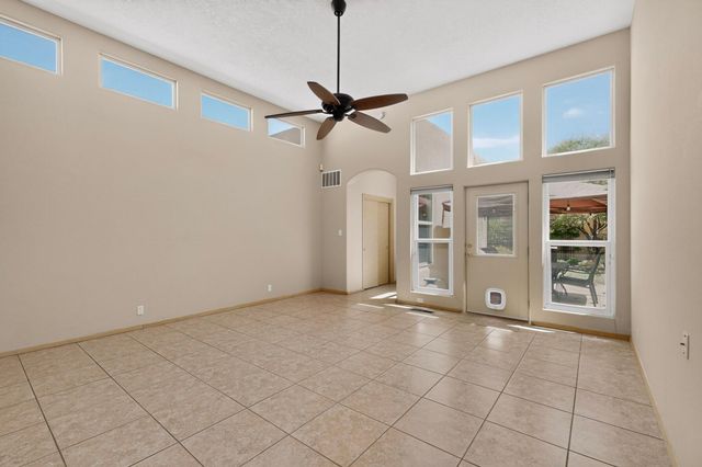 6412 Chaco Ridge Place NE, Albuquerque, NM 87111