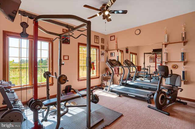 1164 GRANGERS RD, Selinsgrove, PA 17870