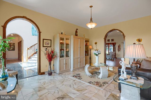 1164 GRANGERS RD, Selinsgrove, PA 17870