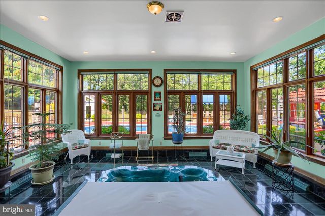 1164 GRANGERS RD, Selinsgrove, PA 17870