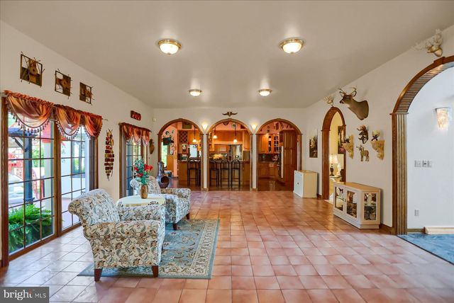 1164 GRANGERS RD, Selinsgrove, PA 17870